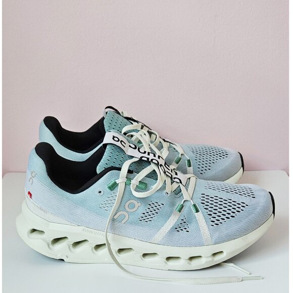 On Running Shoes - On Running Cloudsurfer